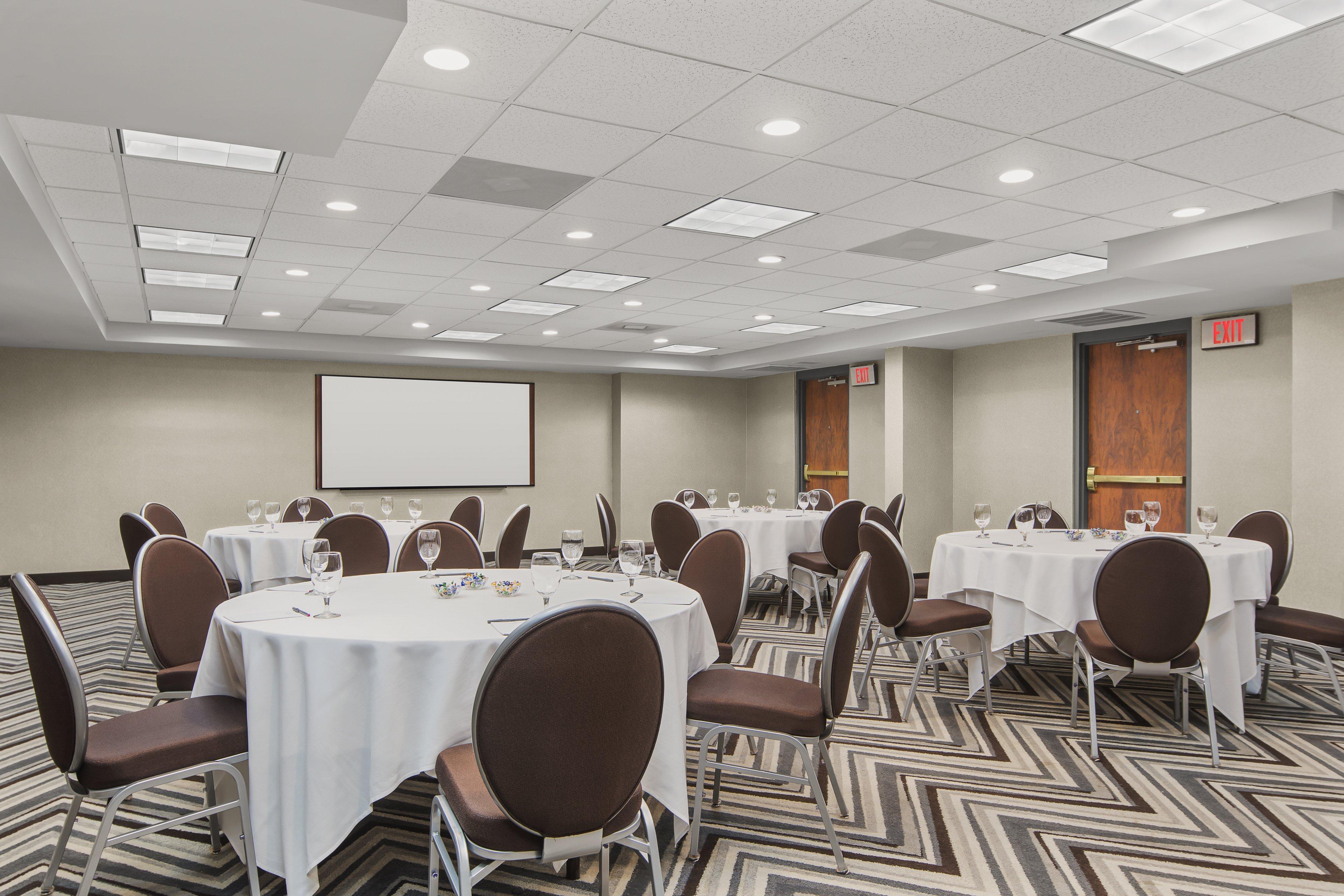 Crowne Plaza Greenville By Ihg Экстерьер фото