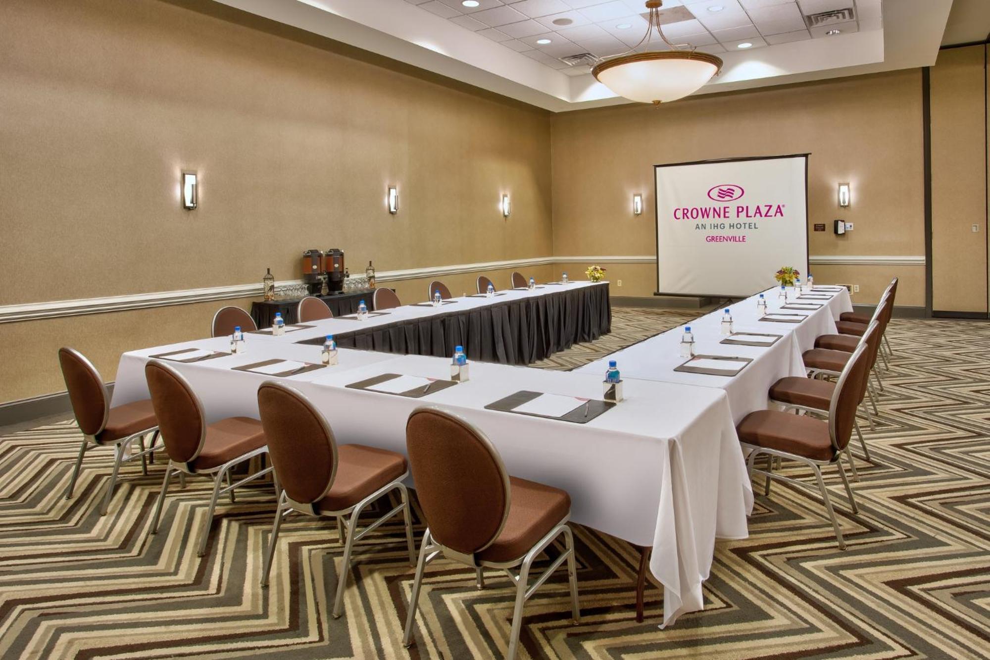 Crowne Plaza Greenville By Ihg Экстерьер фото